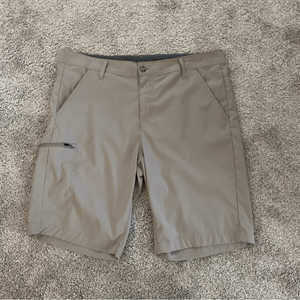 Eddie Bauer Men's Size 38 Outdoor Hiking Shorts Khaki Tan Nylon 10.5” Inseam